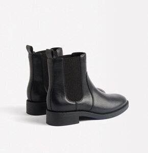 BOTTES Parfois